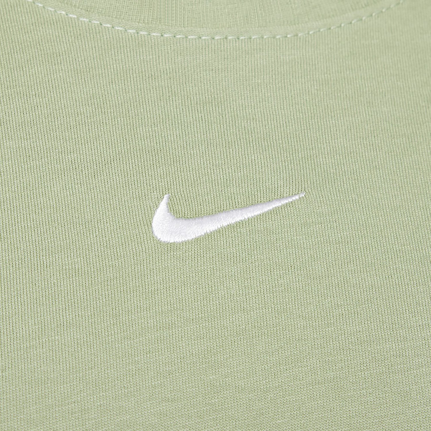 Nike Girls' Sportswear Essential Boxy Short Sleeve T-shirt - view number 4