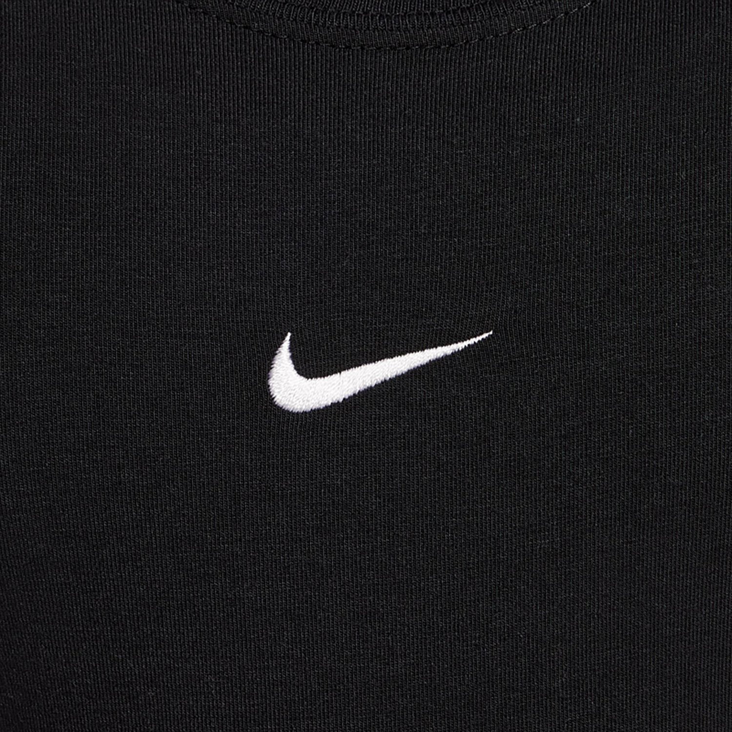 Nike Sportswear Girls' Big Kids Cropped T-Shirt - view number 5