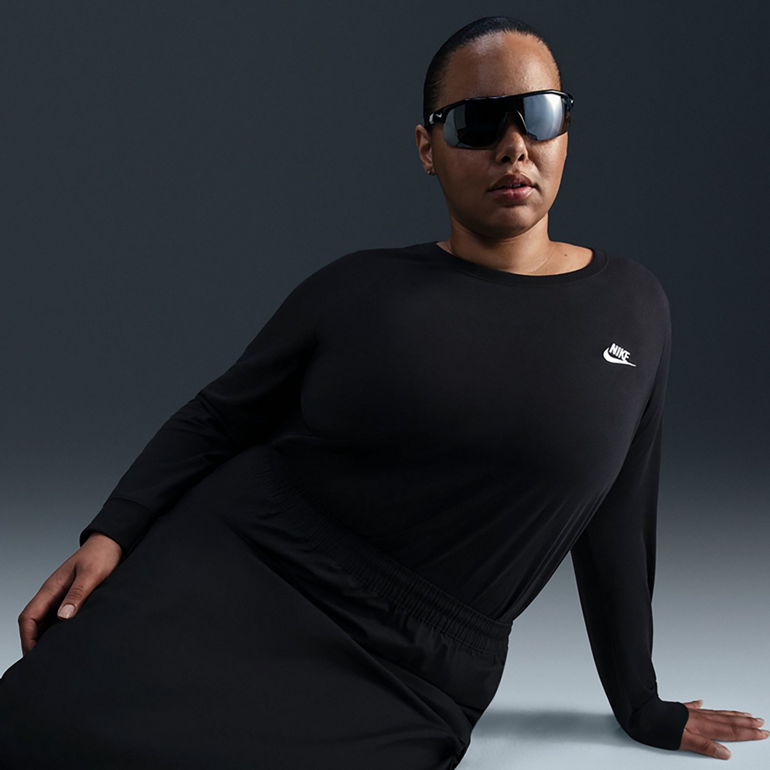 Nike Women's Sportswear Club Long Sleeve Plus Size T-shirt - view number 2