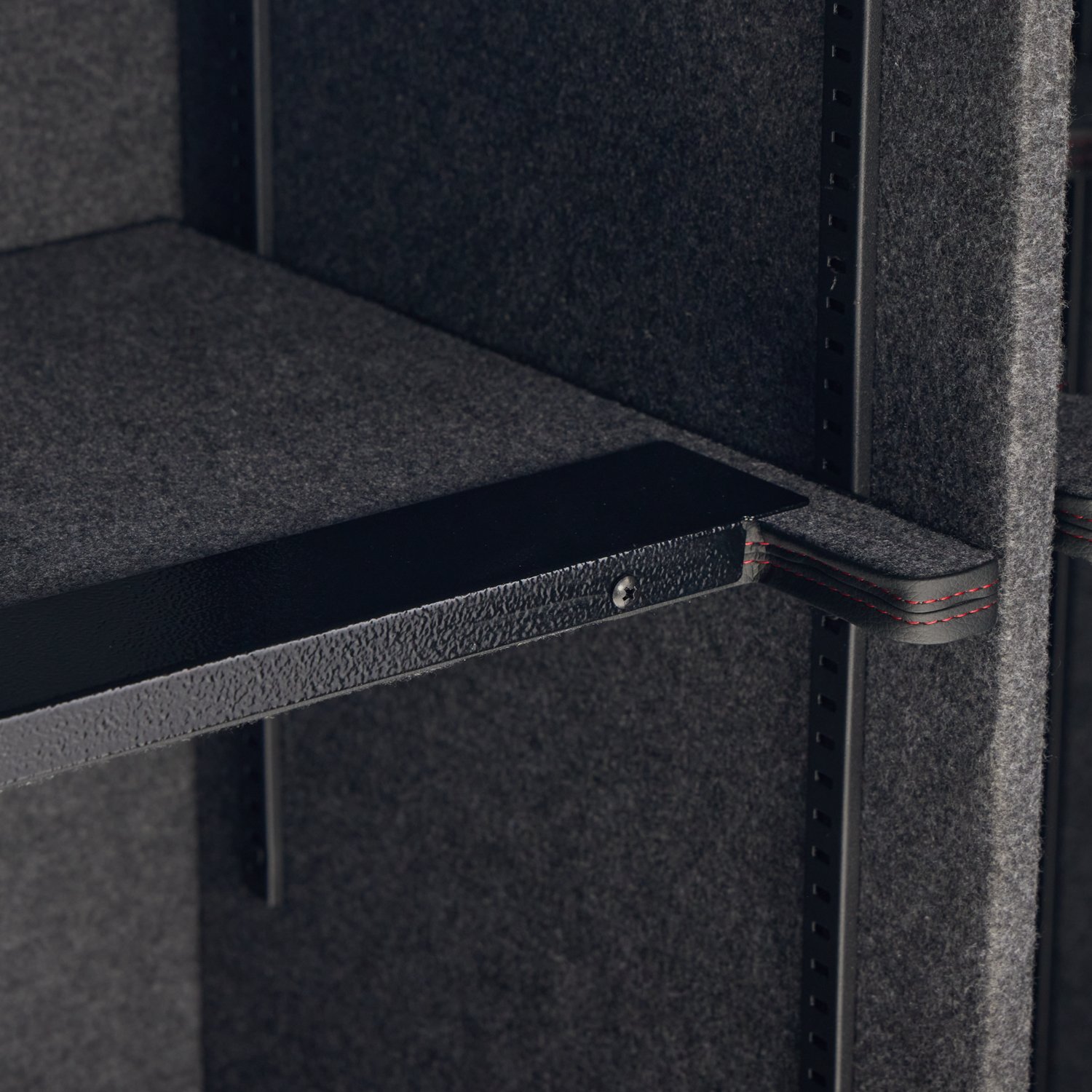 Redfield 64 + 11 Gun Safe - view number 6
