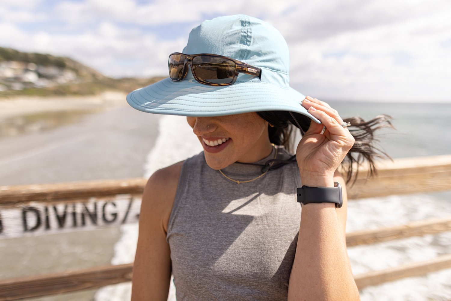 Sunday Afternoons Women's Voyage Sun Hat - view number 2