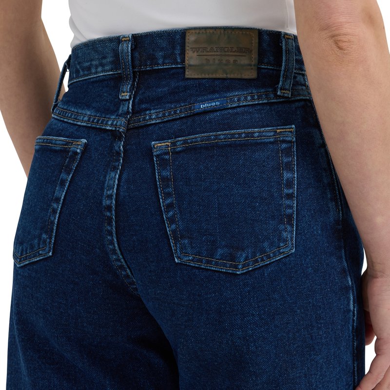 Wrangler Women's Blues Relaxed Fit Jeans - view number 5