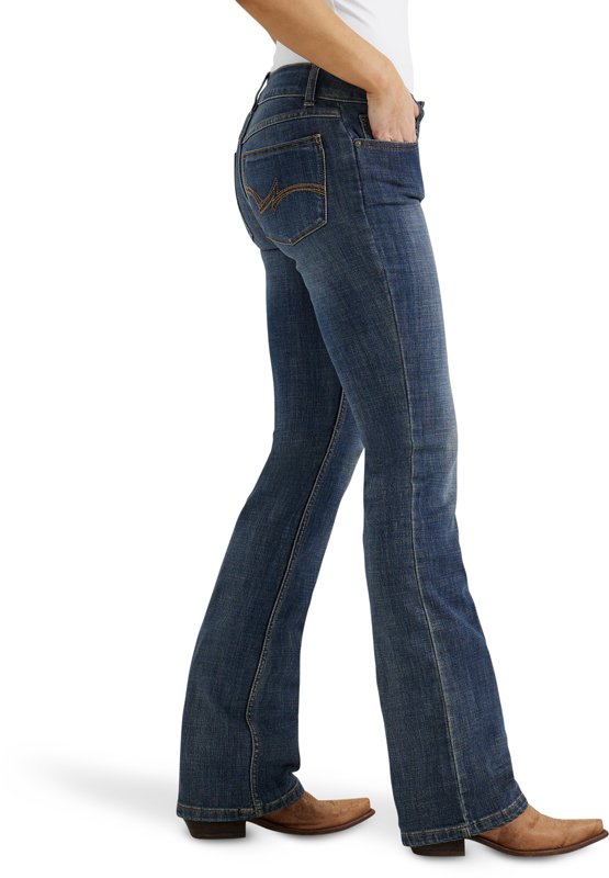 Wrangler Women's Essential Mid-Rise Bootcut Regular Fit Jeans - view number 3