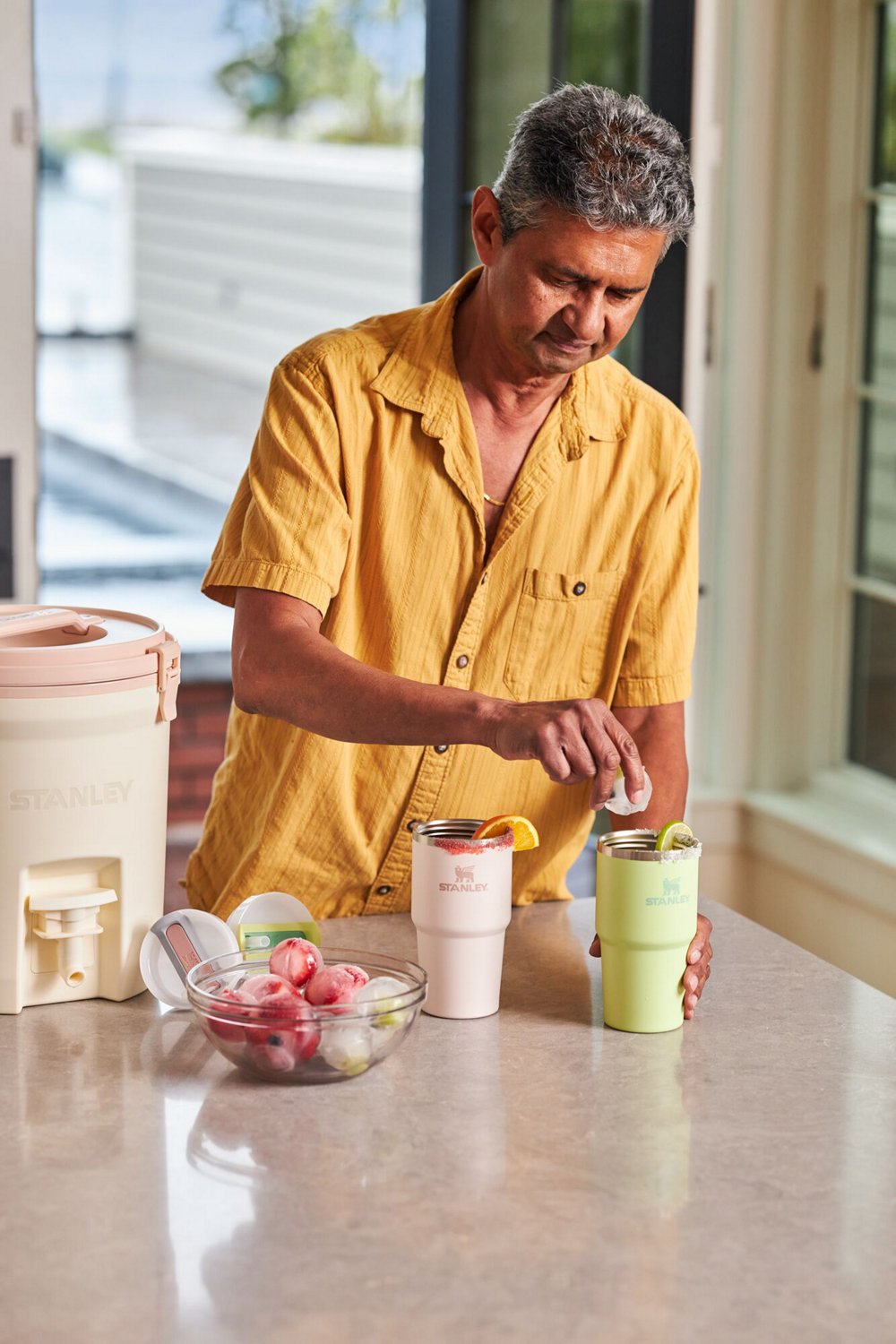 Stanley Adventure Fast Flow 2 gal Water Jug                                                                                      - view number 6