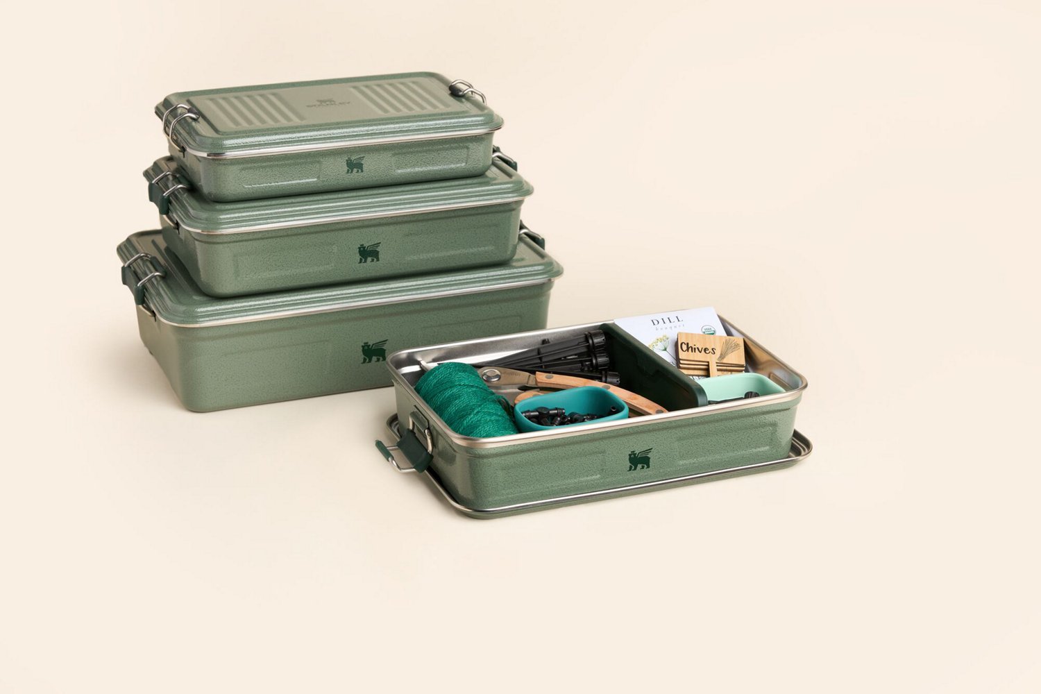 Stanley Classic Legendary 4.3 QT. Useful Storage Box - view number 4