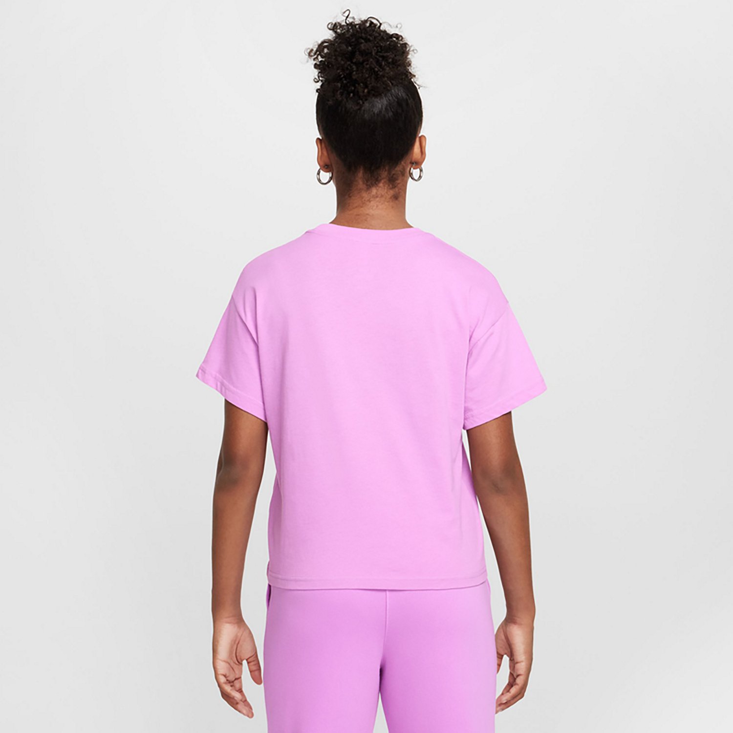 Nike Girls' Sportswear Essential Boxy Short Sleeve T-shirt - view number 2