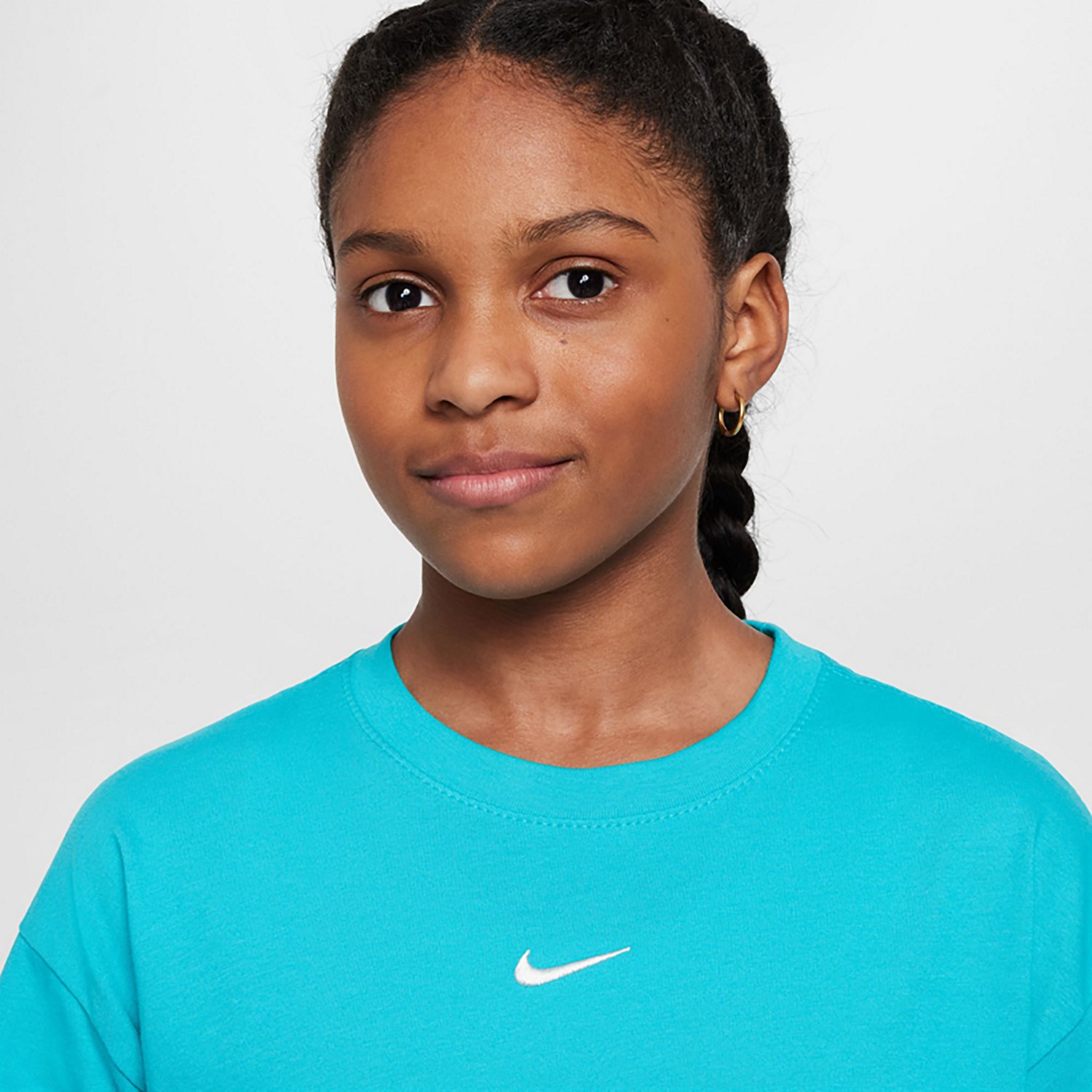 Nike Girls' Sportswear Essential Boxy Short Sleeve T-shirt - view number 3