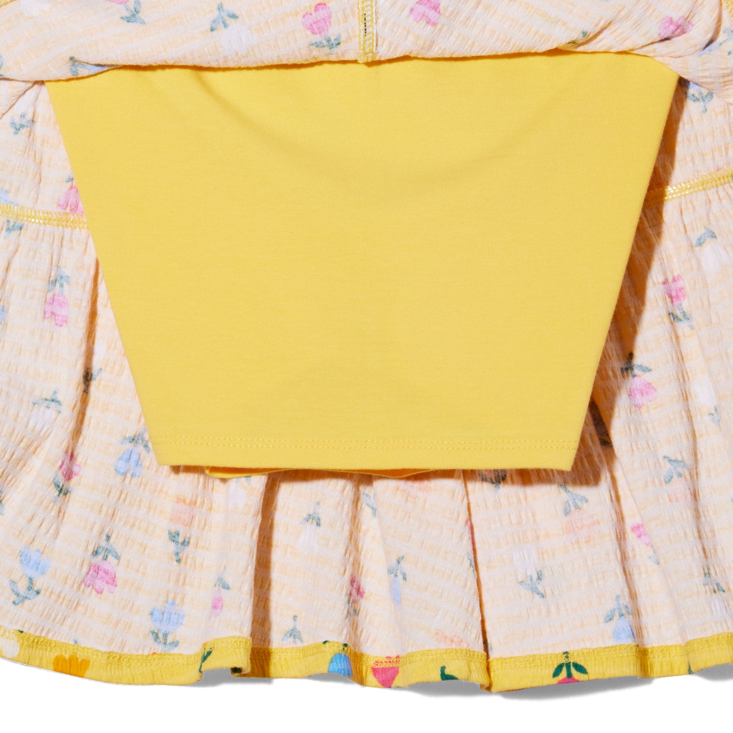 BCG Girls' Tiered Printed Shorts 2.5 in - view number 3