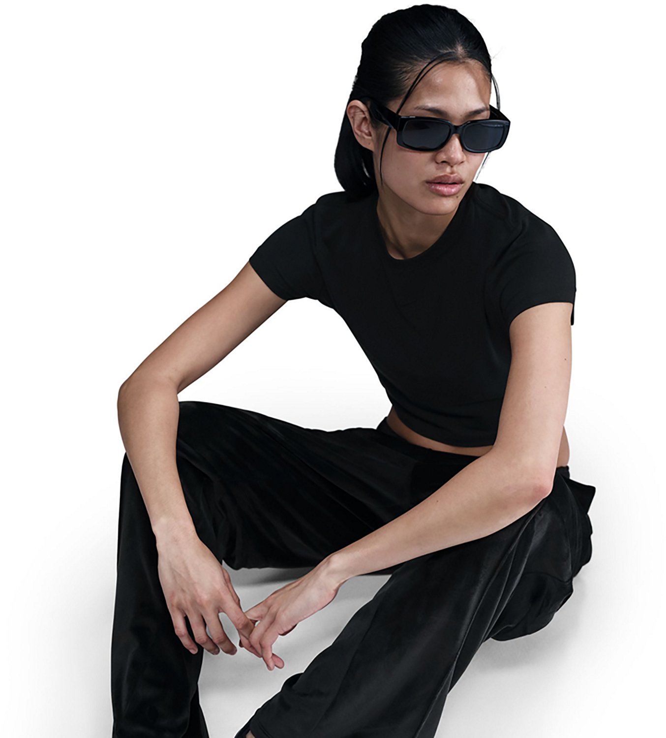 Nike Women's Sportswear Chill Knit Cropped T-shirt - view number 5