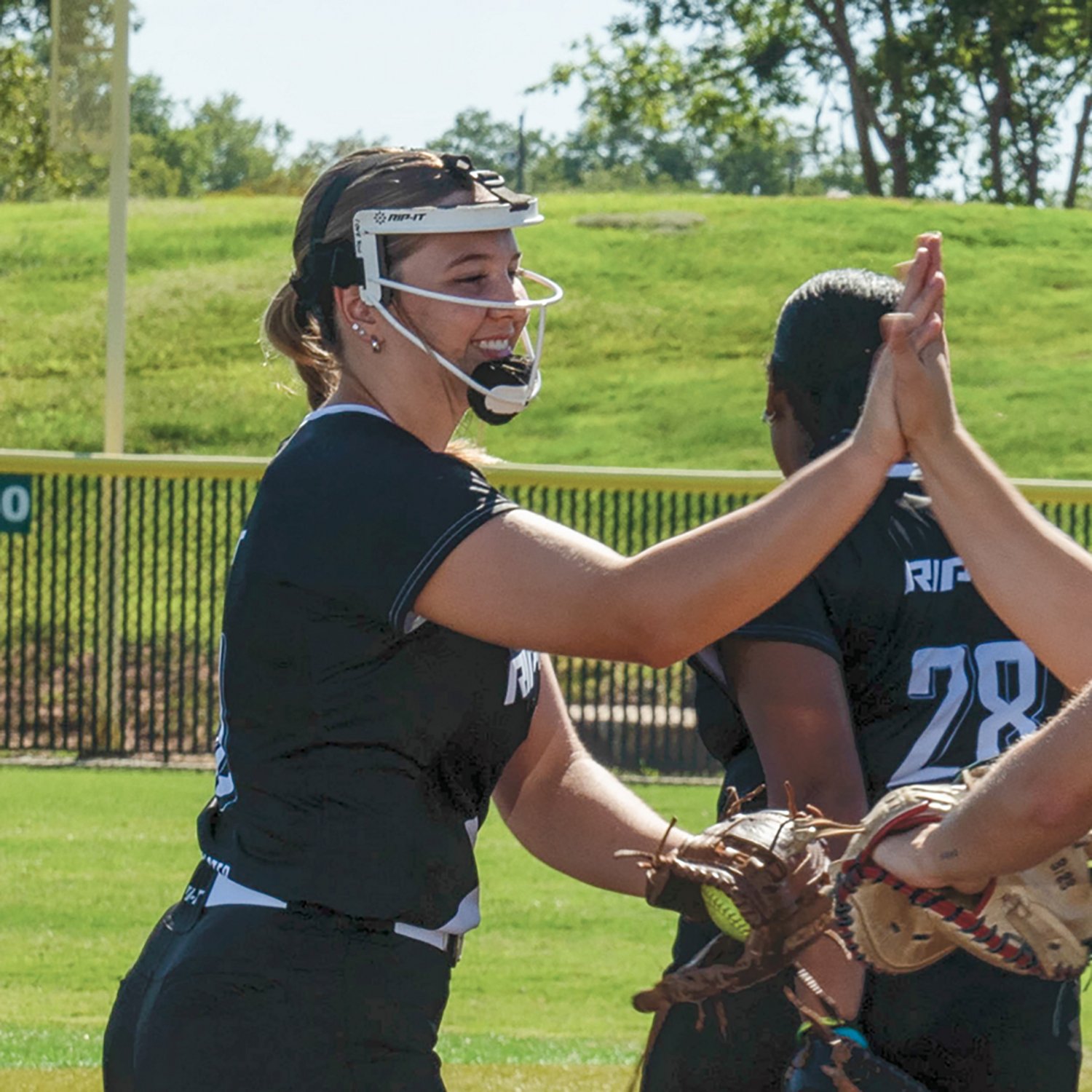 RIP-IT Girls' Original Defense Pro Matte Softball Fielder's Mask - view number 2