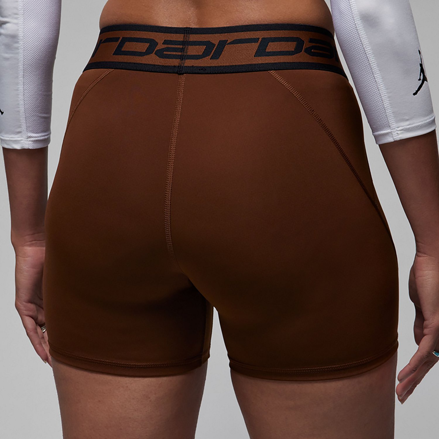 Jordan Women's Sports Legging Shortie - view number 4