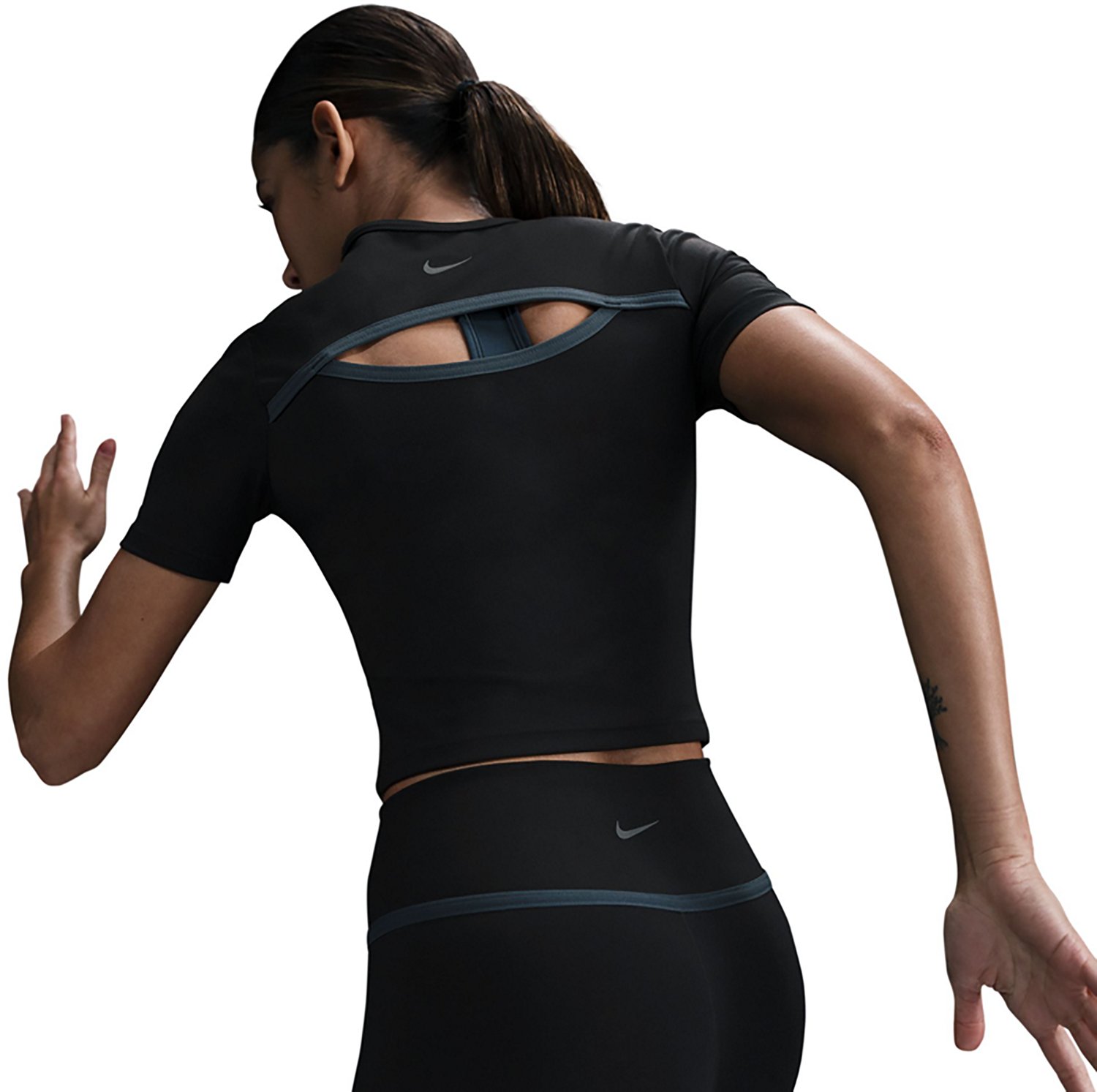 Nike Women's NK One Fitted Dri-FIT Short-Sleeve Top                                                                              - view number 5