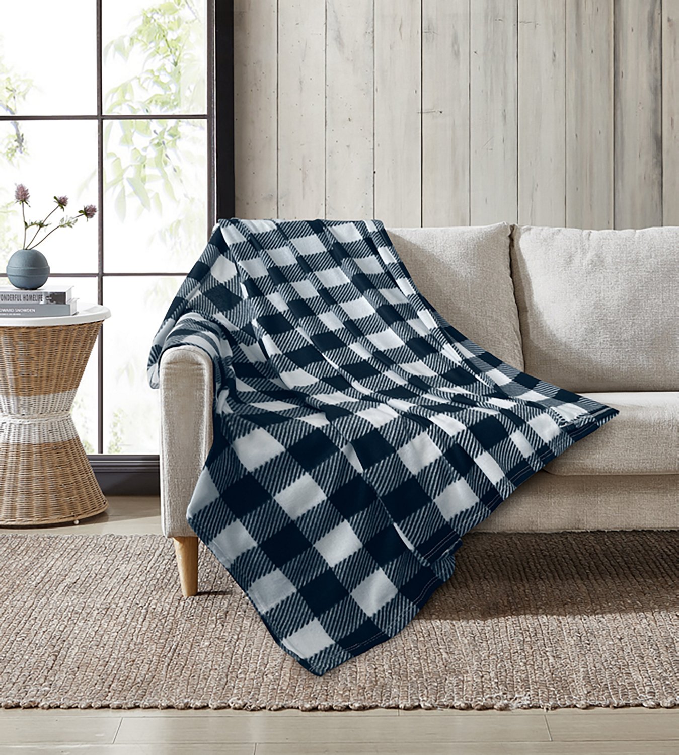 Snowcap Buffalo Check 140gsm Printed Fleece Throw                                                                                - view number 3