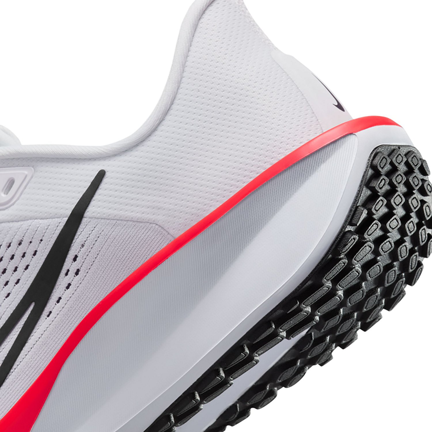 Nike Women's Quest 6 Running Shoes - view number 8