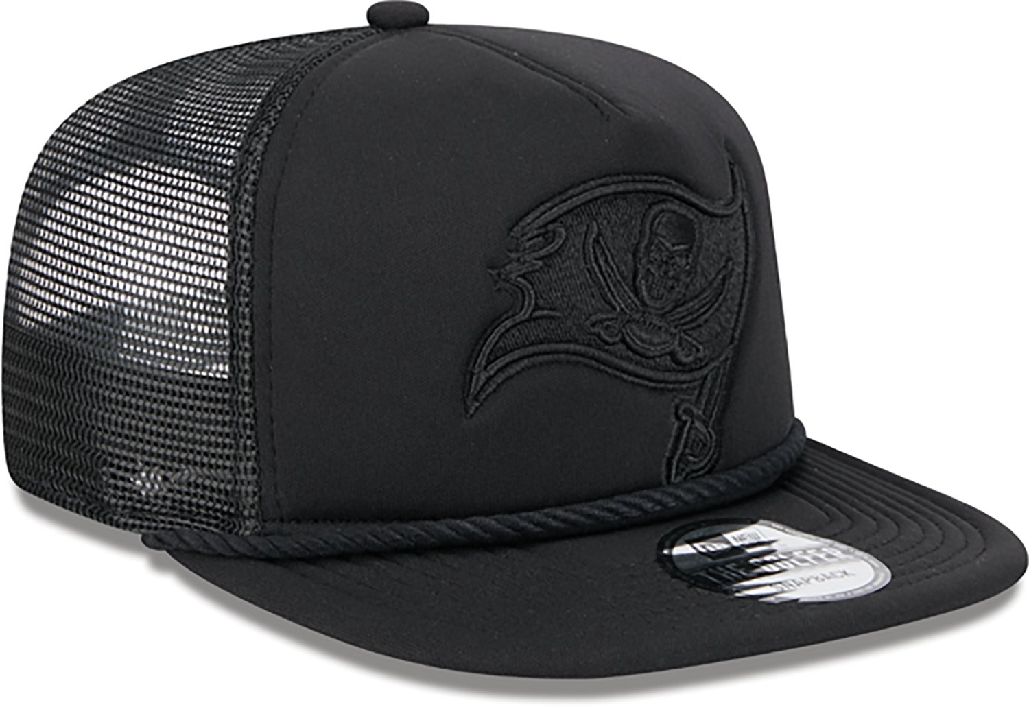 New Era Golfer Trucker Black Buccaneers Cap                                                                                      - view number 3