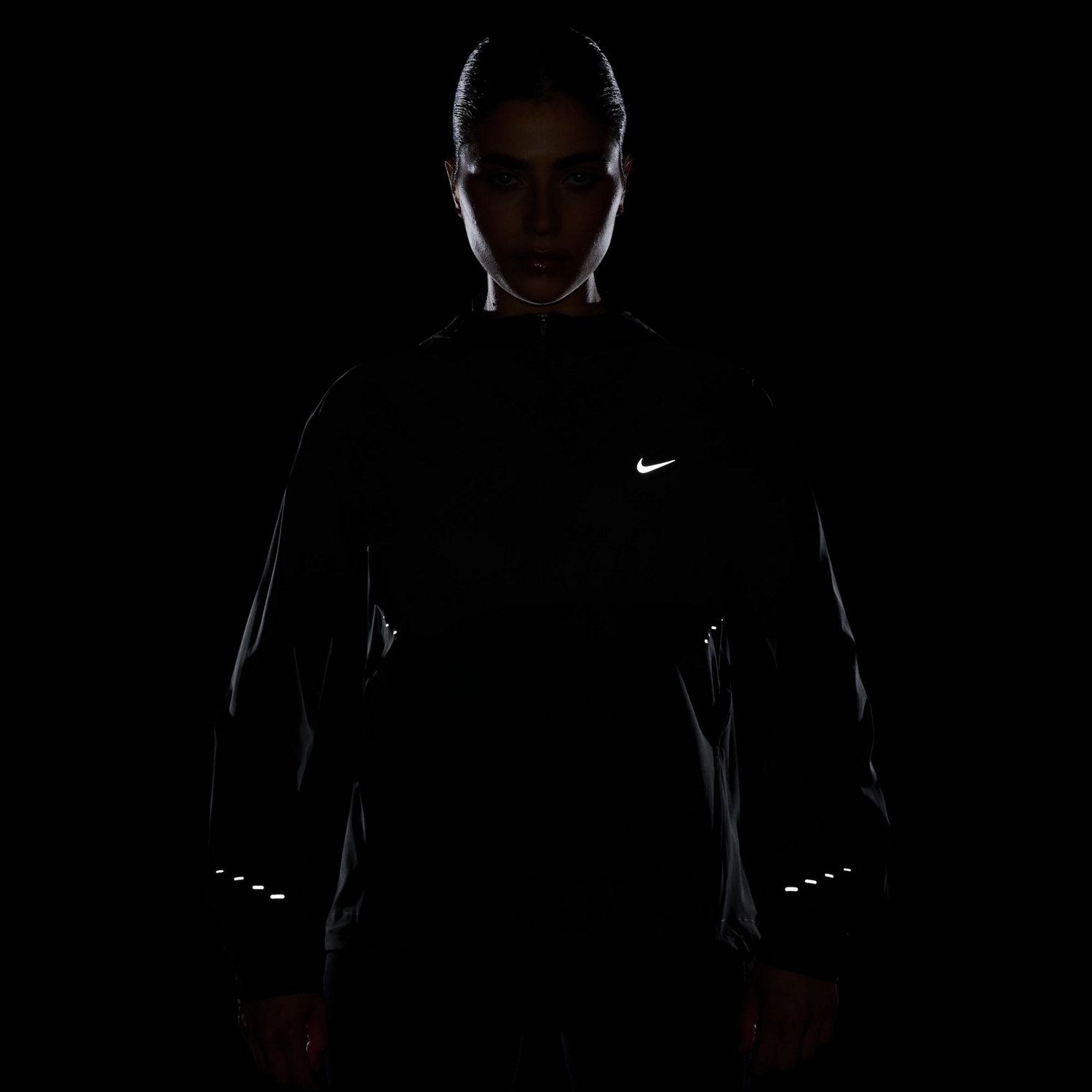 Nike Women's Swift Repel Packable Running Jacket - view number 5