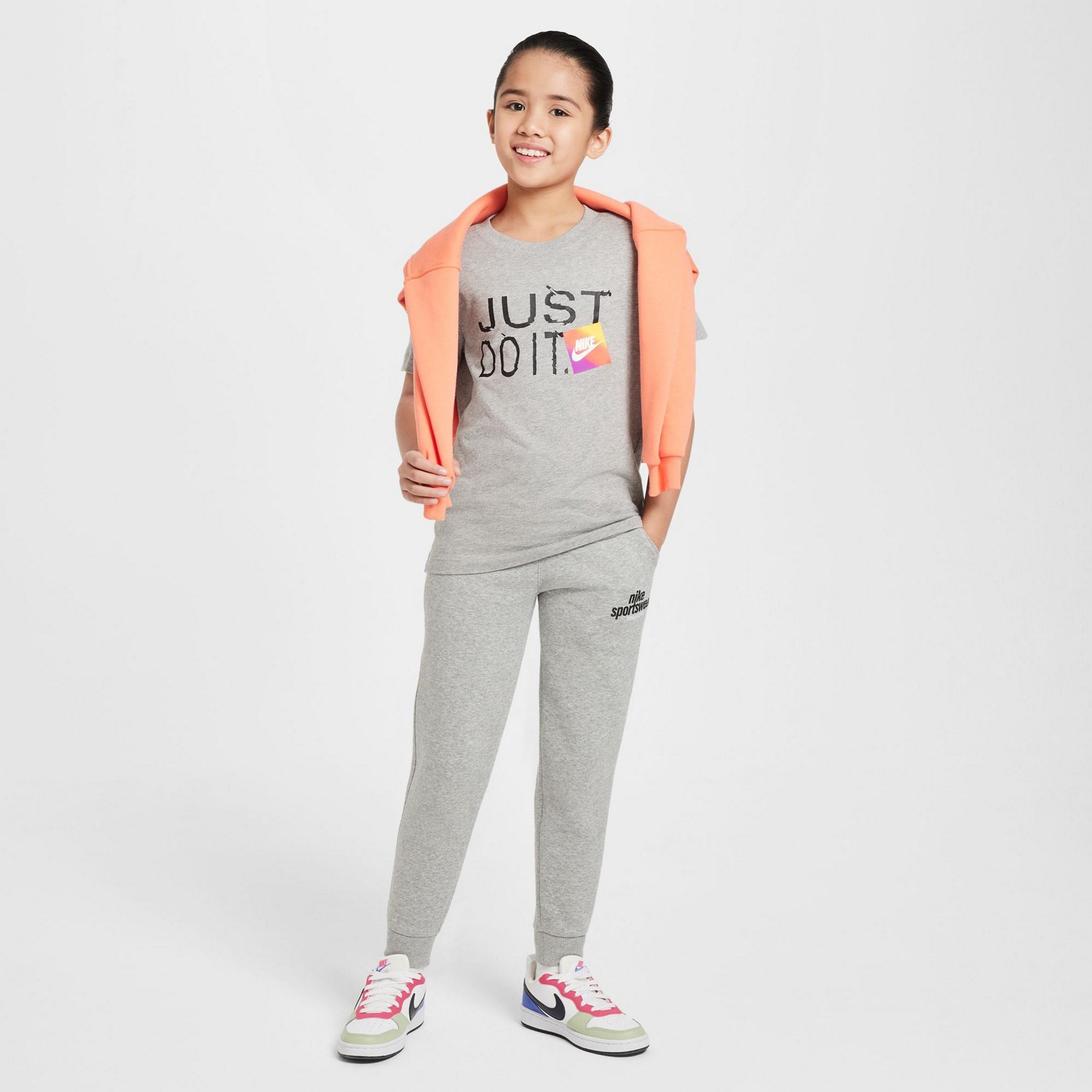 Nike Boys' Sportswear T-shirt - view number 4