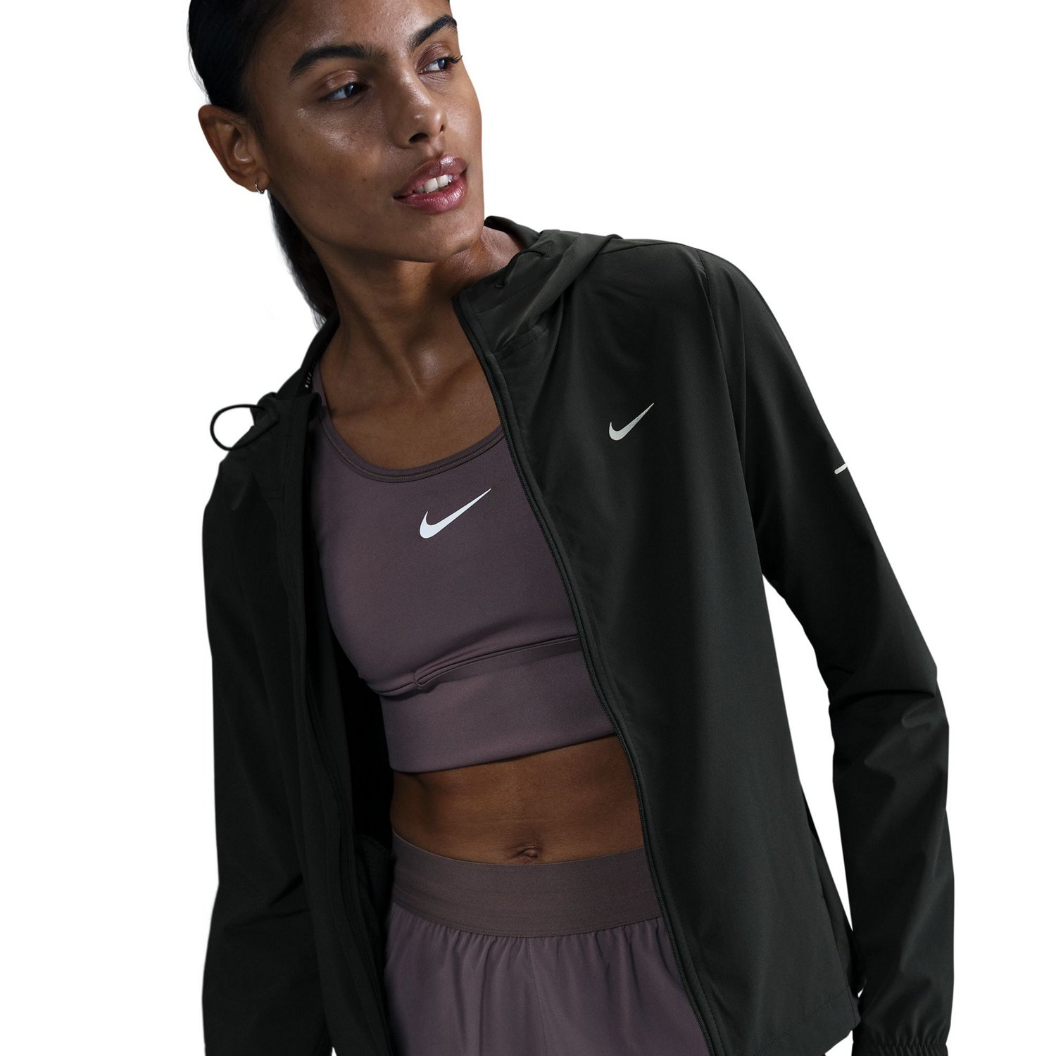 Nike Women's Swift Repel Packable Running Jacket - view number 2