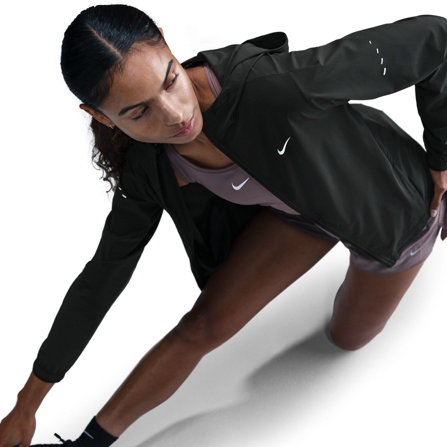 Nike Women's Swift Repel Packable Running Jacket - view number 4