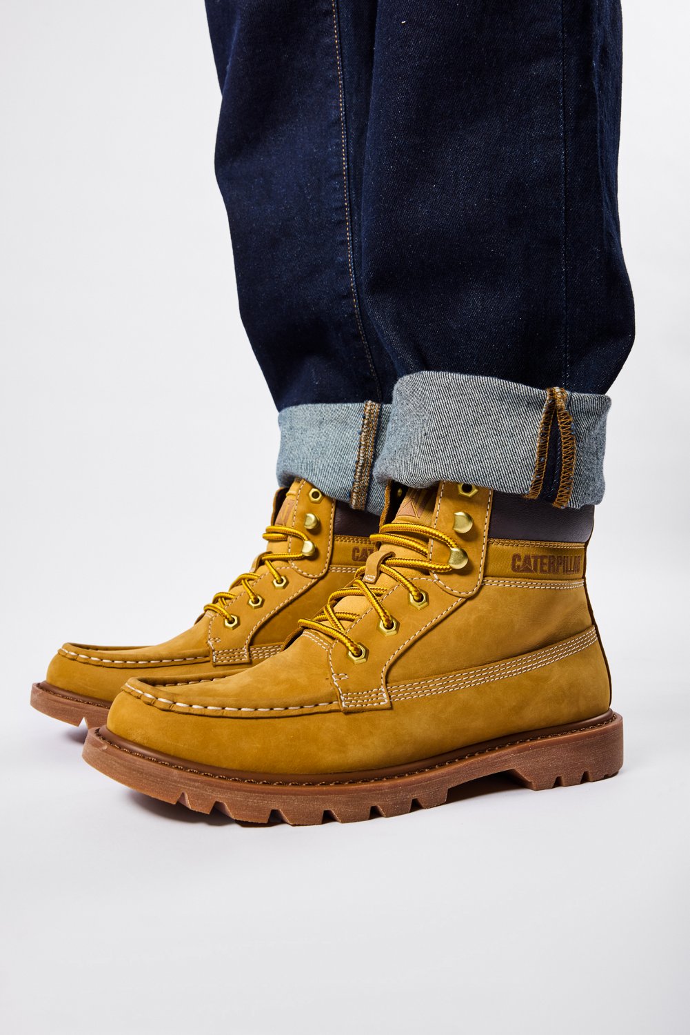 CAT Men's Colorado 2.0 Moc Toe Boots