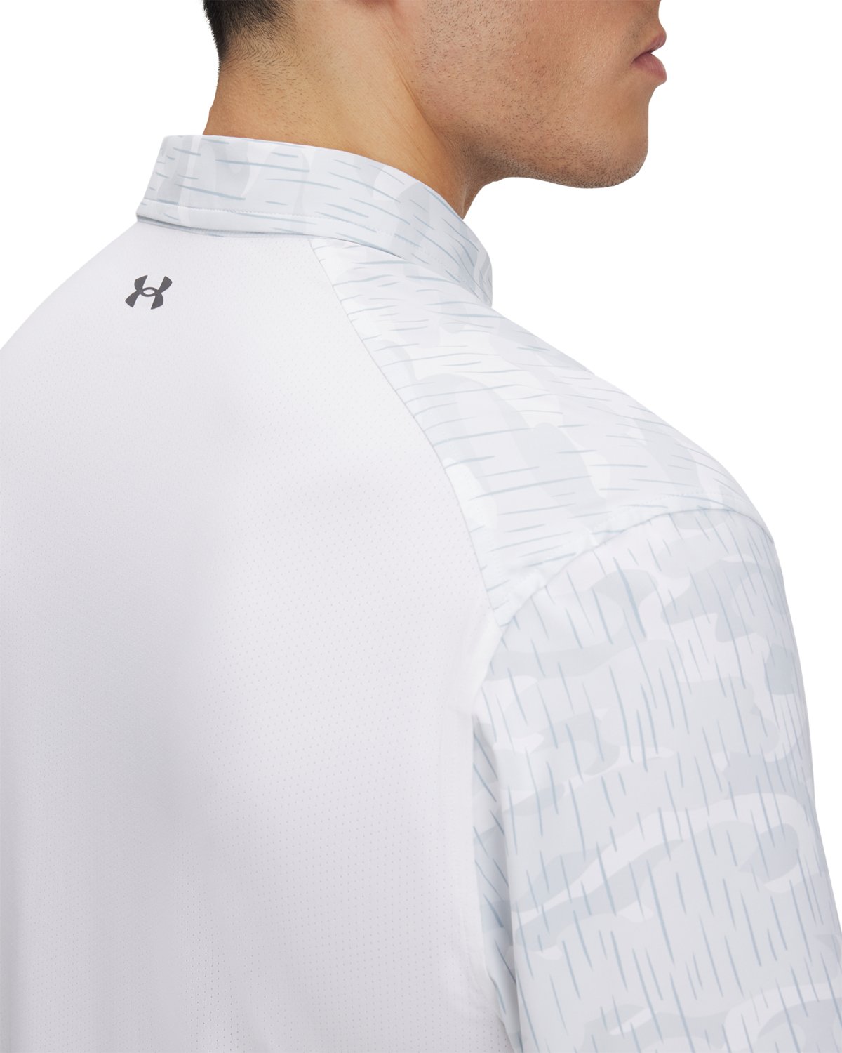 Under Armour Men's Shorebreak Fish Hybrid Printed Woven Shirt - view number 3