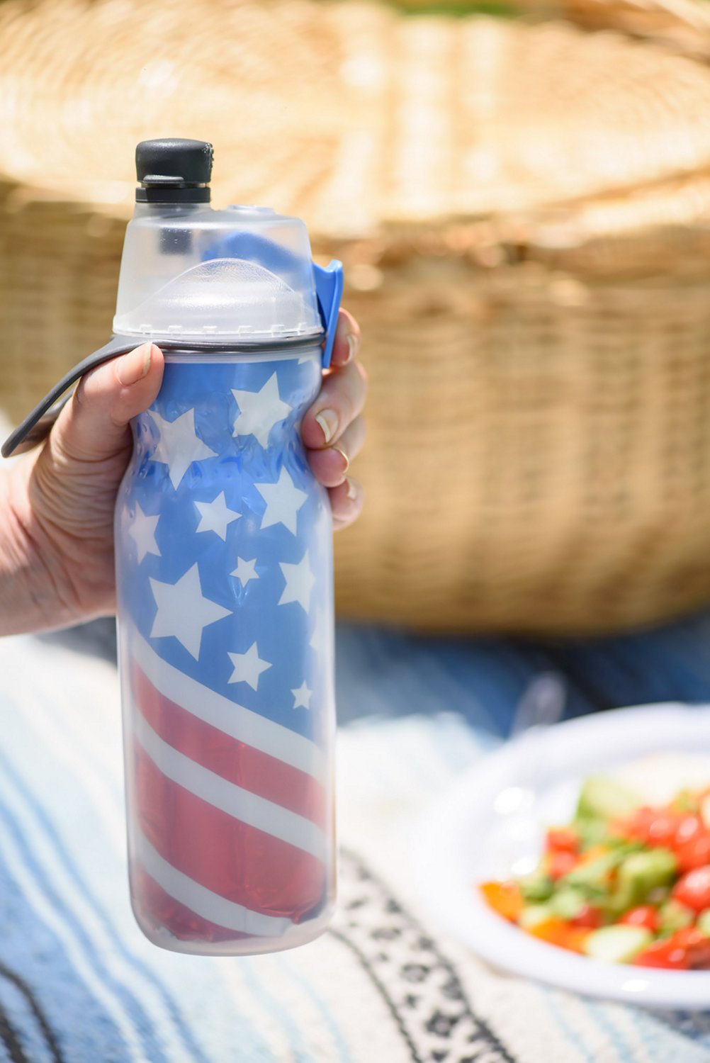 O2 COOL Mist N Sip Patriotic 20 oz Water Bottle - view number 8