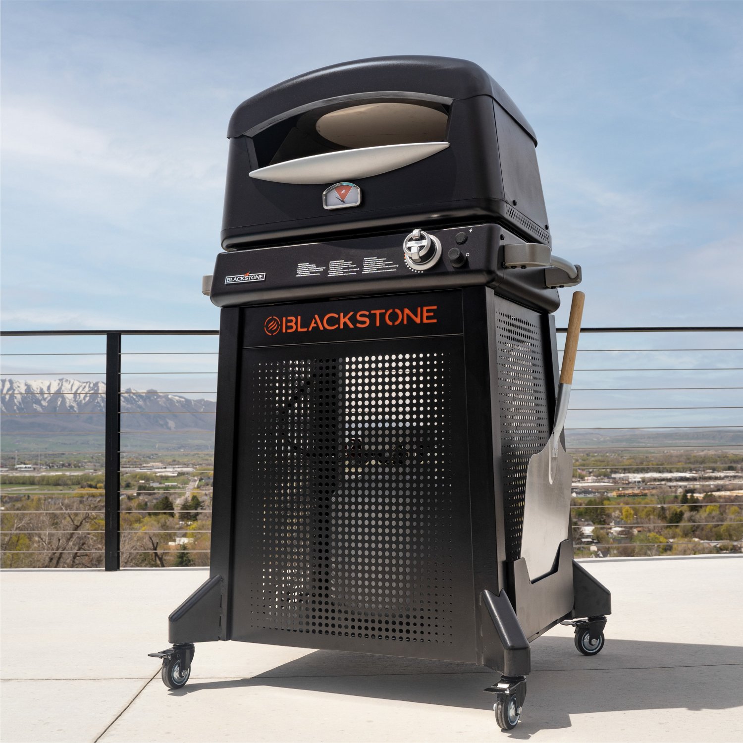 Blackstone Pizza Oven with Mobile Cart
