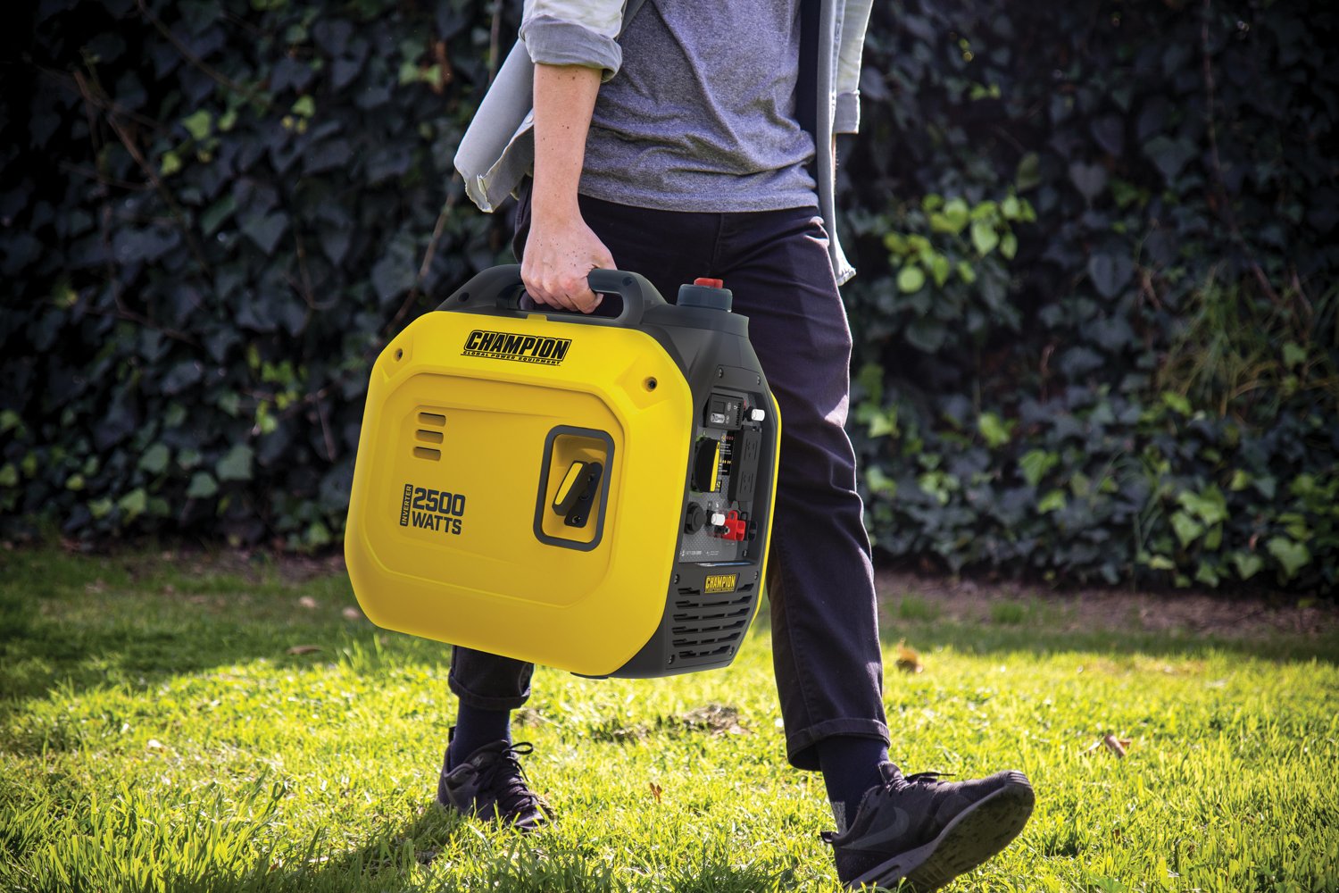 Champion Power Equipment 2,500W Portable Inverter Generator - view number 6