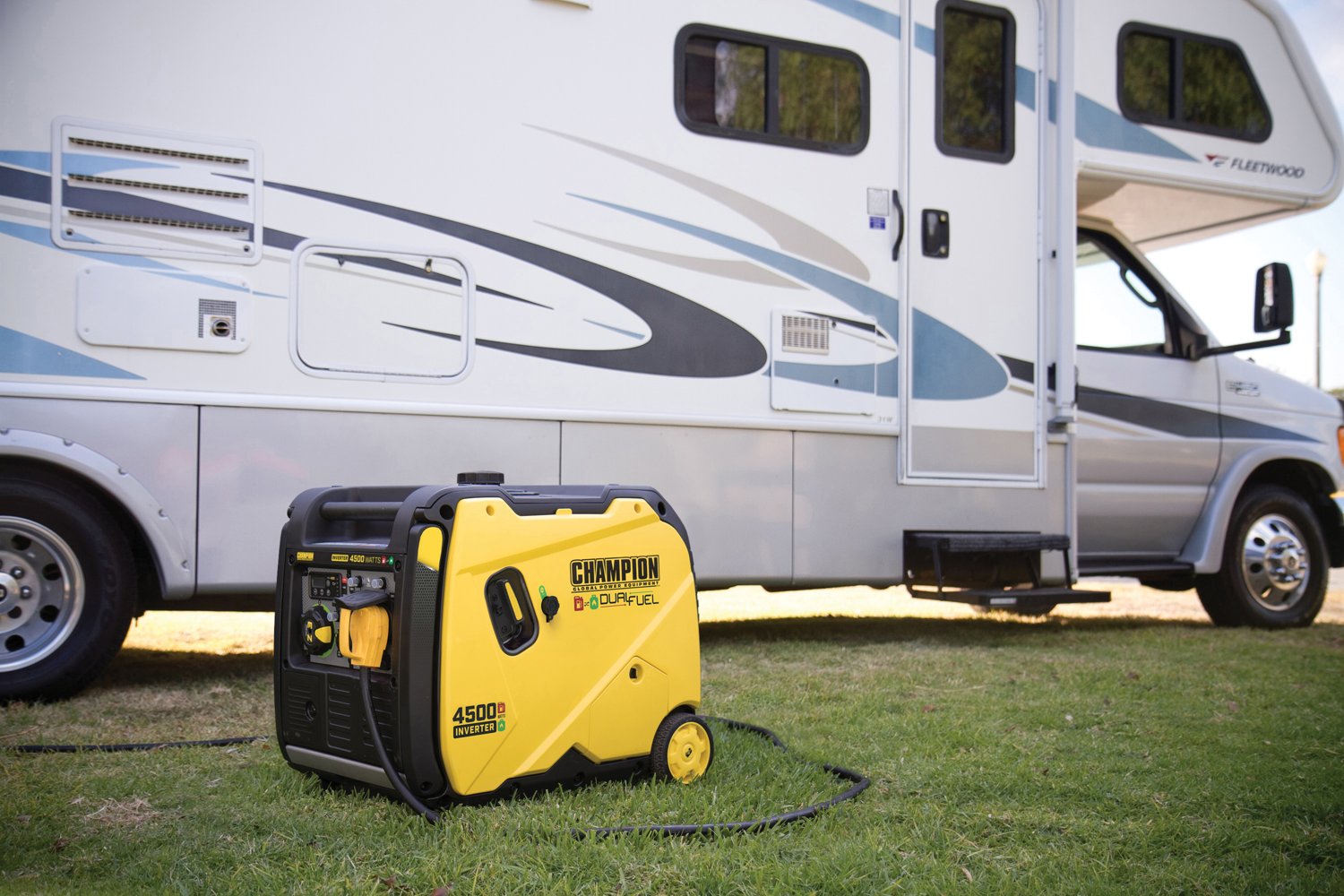 Champion Power Equipment 4,500W Electric Start Dual Fuel RV Ready Inverter Generator - view number 6