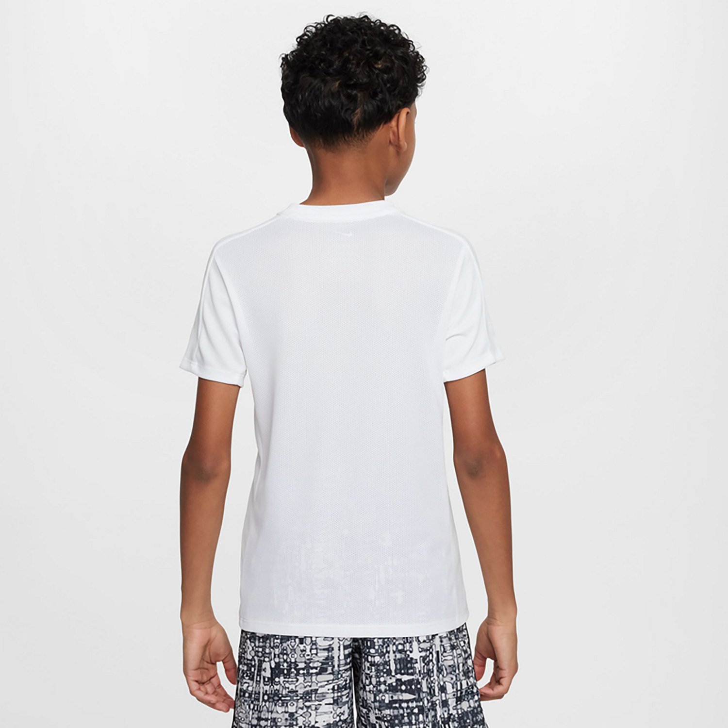Nike Big Kids' Trophy23 Dri-Fit Short-Sleeve T-shirt - view number 2