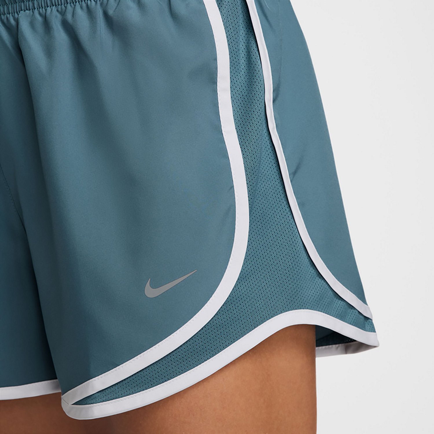 Nike Women's Tempo Dri-FIT Mid-Rise Running Shorts 3 in - view number 4