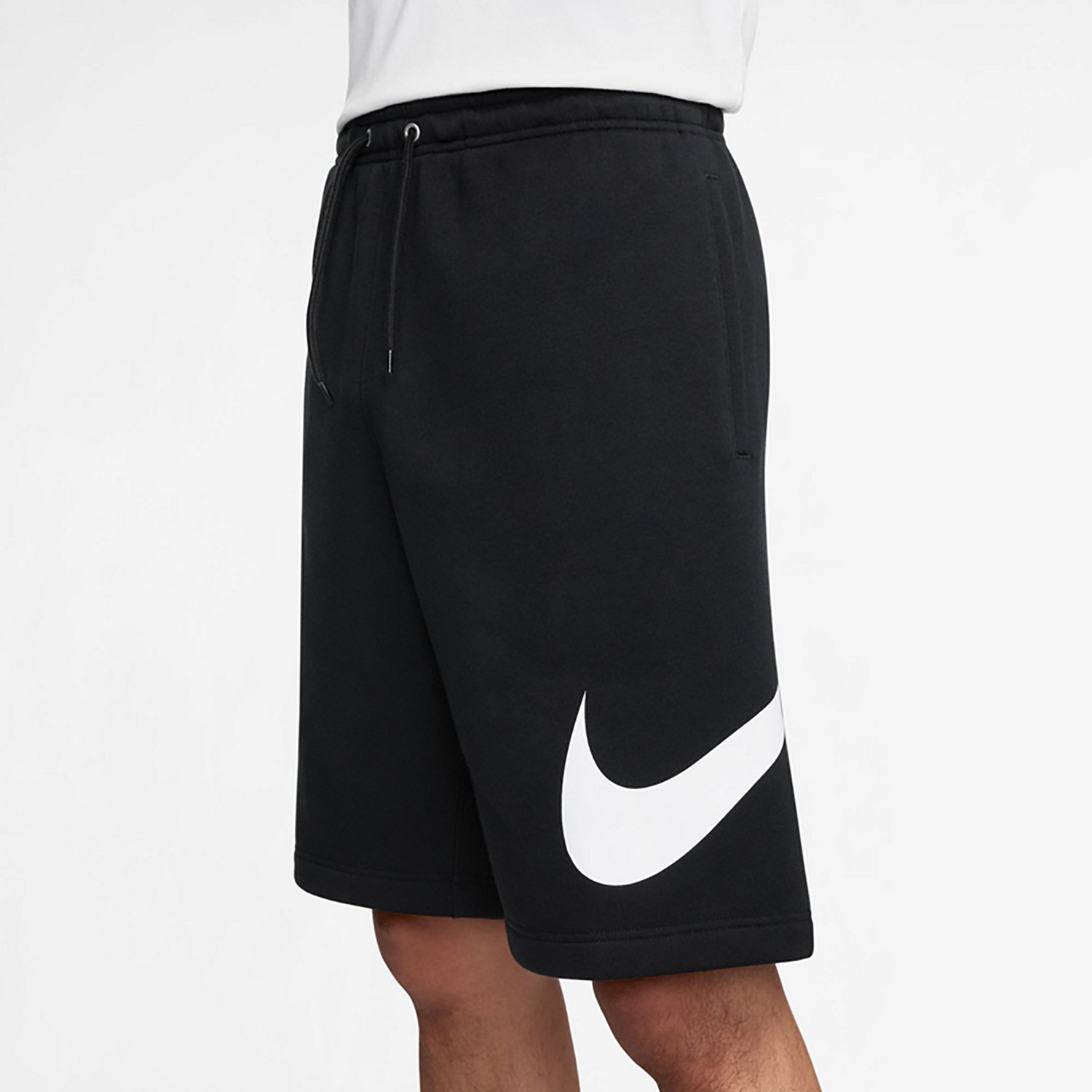 Nike Men's Club Brushed Fleece Graphic Shorts 7 in. - view number 3