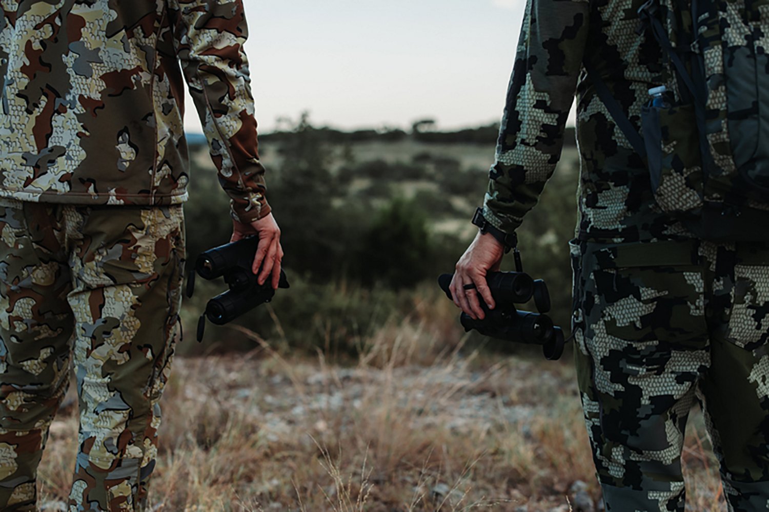 AGM Global Vision ObservIR LRF 25-256 Thermal and Digital Night Vision Binoculars - view number 8