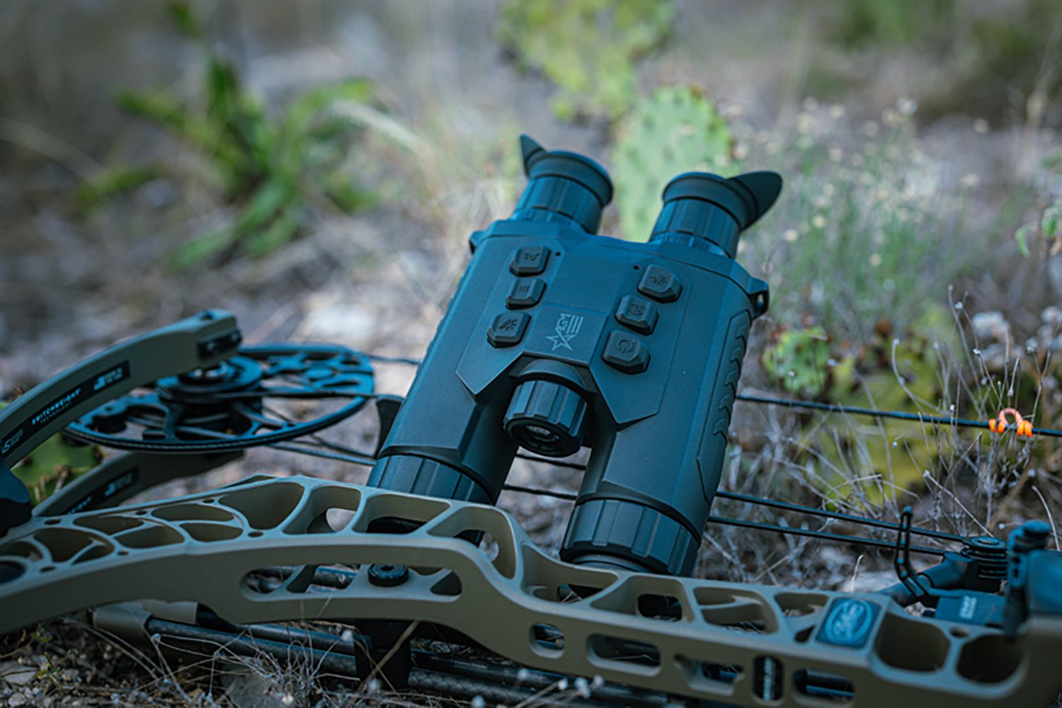 AGM Global Vision ObservIR LRF 25-256 Thermal and Digital Night Vision Binoculars