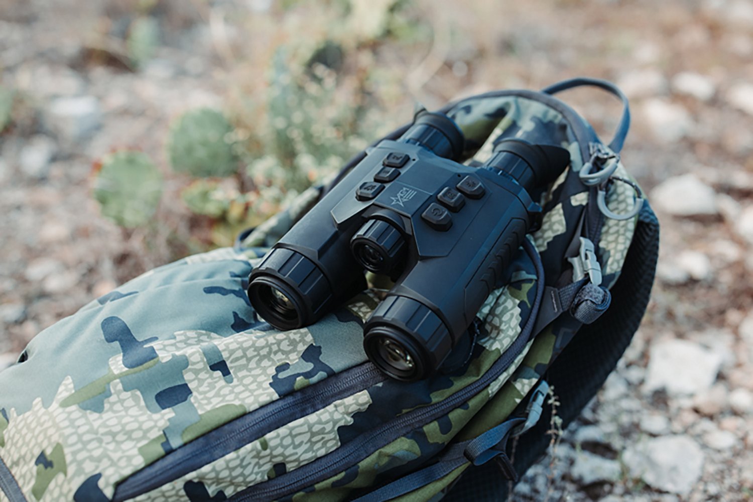 AGM Global Vision ObservIR LRF 25-256 Thermal and Digital Night Vision Binoculars