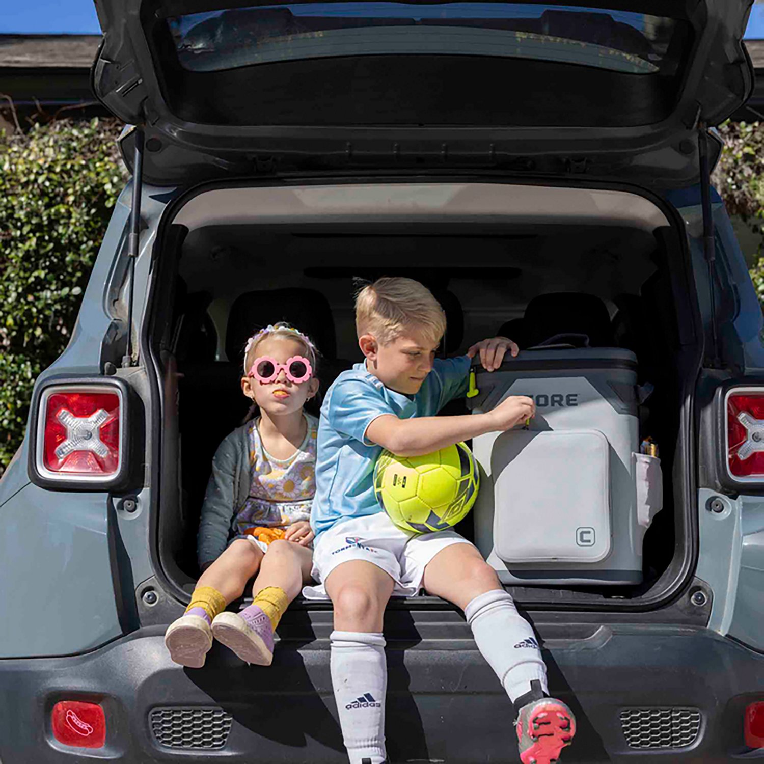 CORE Equipment CLIMAKEEP 24 Can Backpack Cooler  - view number 7