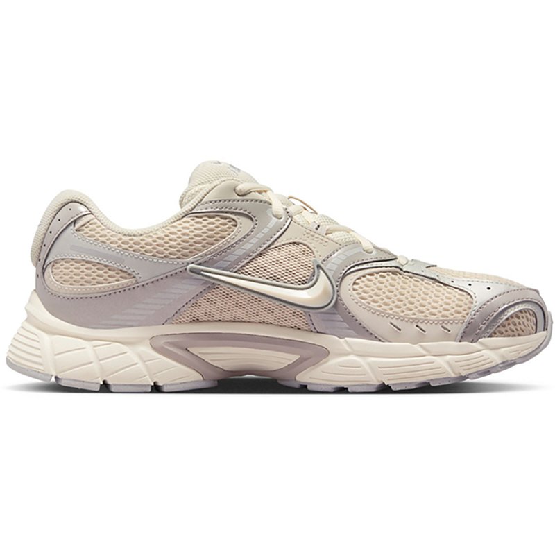 Nike Women's V5 Run… - image