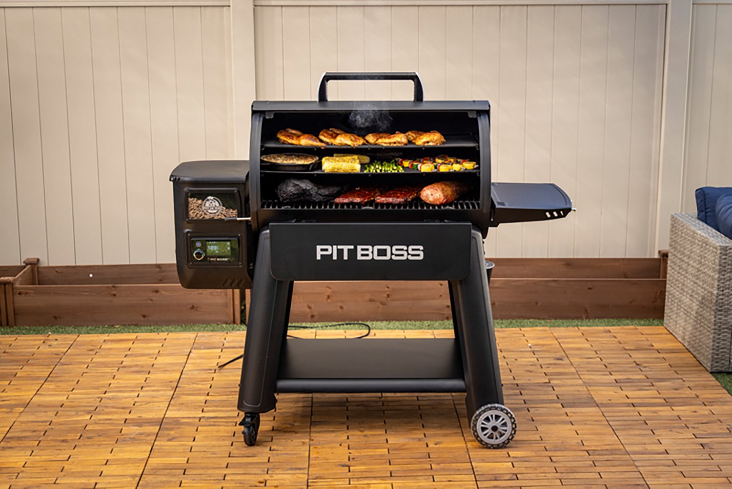Pit Boss 1600 Competition Series Roll Top Pellet Grill                                                                           - view number 4