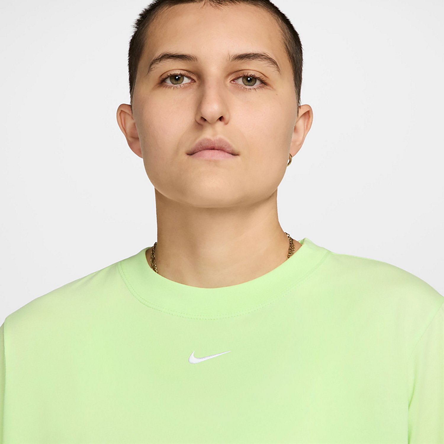 Nike Women's NSW Essential BF LBR Short Sleeve Shirt - view number 3