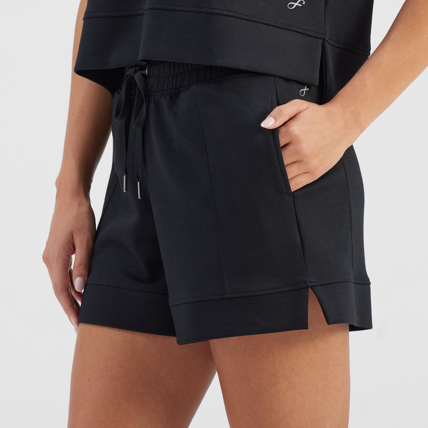 Freely Women's Penelope Shorts - view number 2