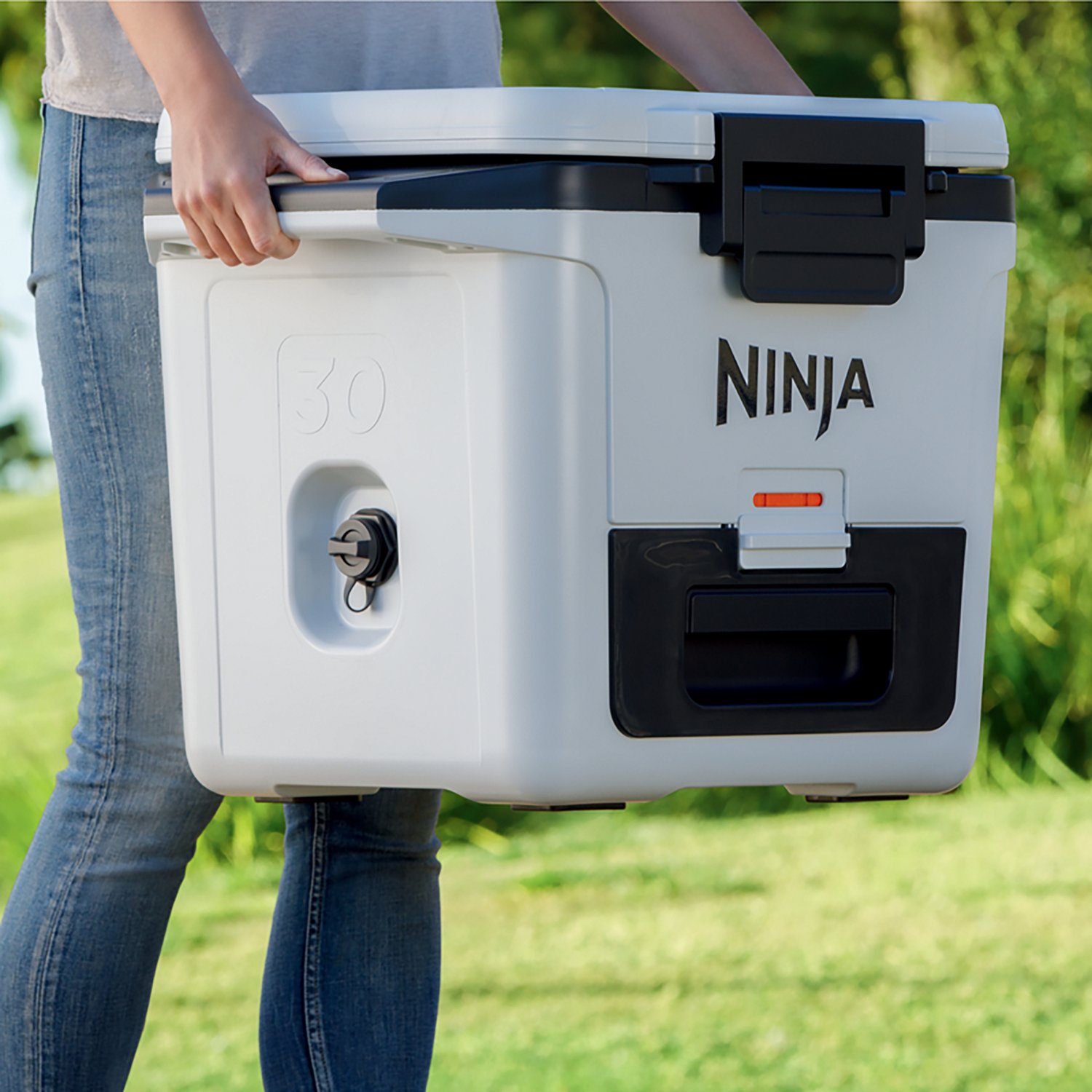 Ninja FrostVault 30qt Hard Cooler with Dry Zone                                                                                  - view number 5