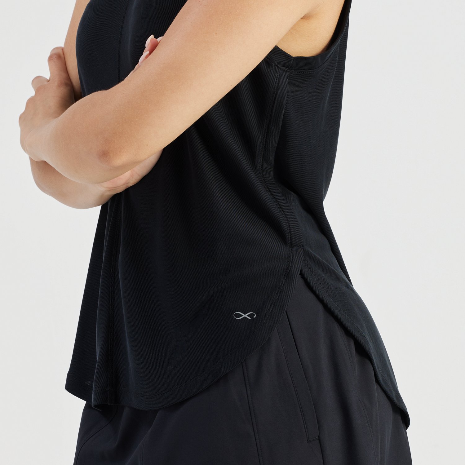 Freely Women's Payton V-Neck Tank - view number 4