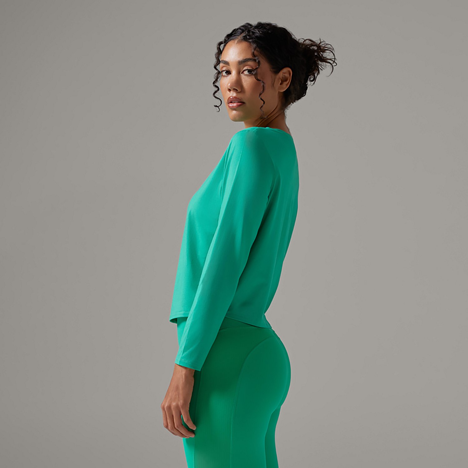 Tavi Women's Brushed Tec Knit Long Sleeve T-shirt - view number 2