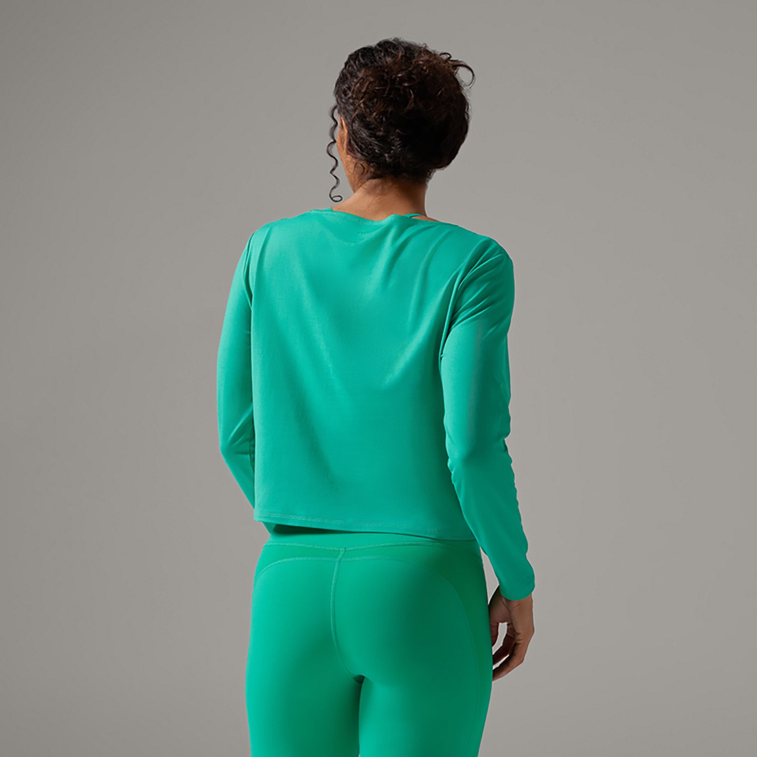 Tavi Women's Brushed Tec Knit Long Sleeve T-shirt - view number 3