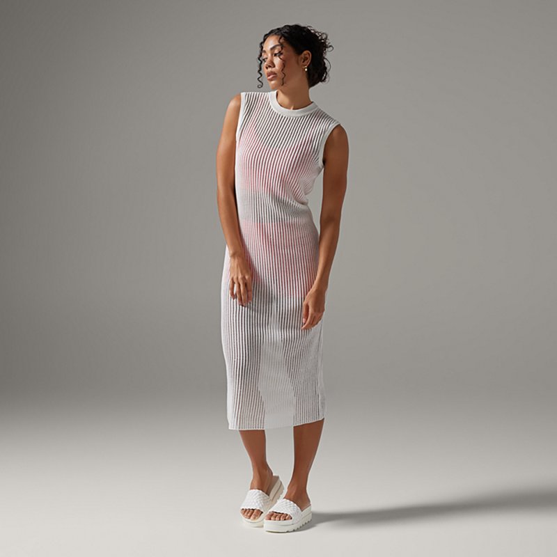 Tavi Women's Retrea… - image