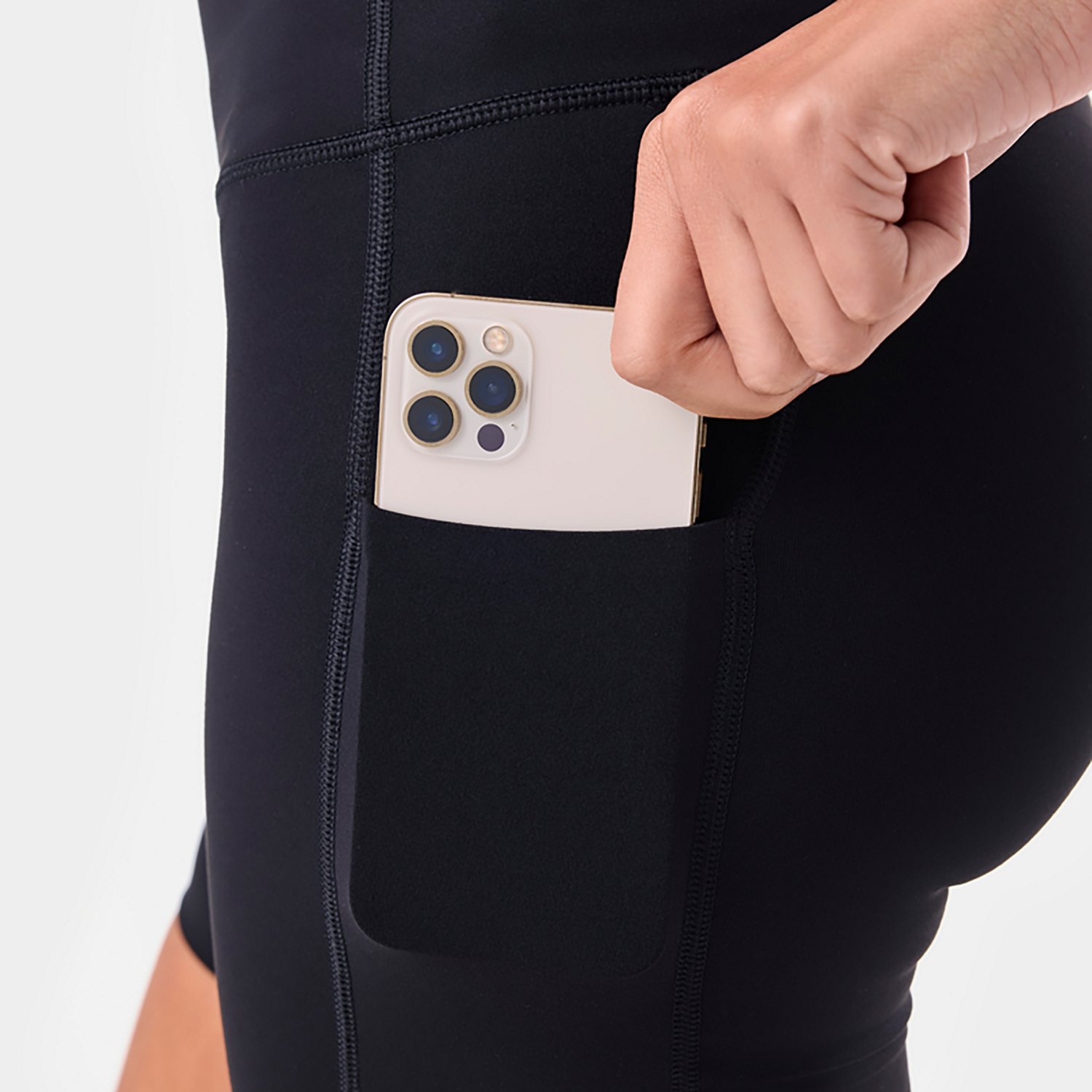 Tavi Women's Stash & Dash Biker Shorts 6 in - view number 5