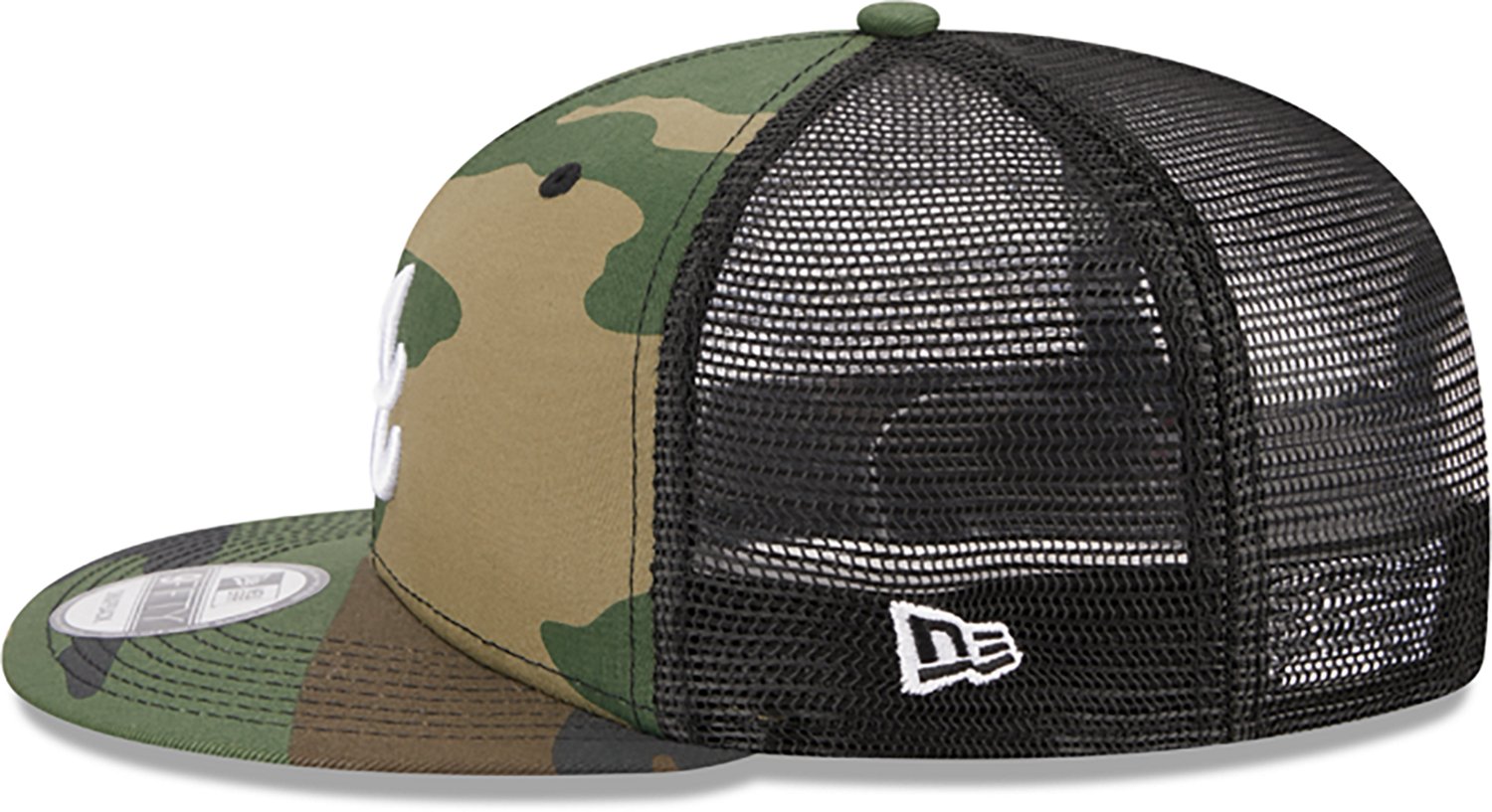 New Era Adults' Braves Evergreen Camo 9FIFTY Trucker Cap - view number 2
