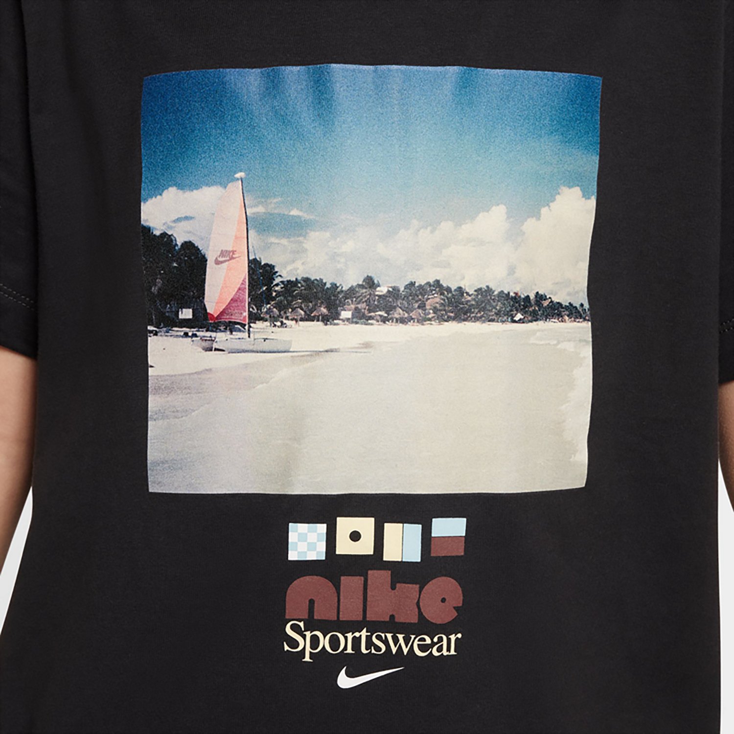 Nike Boys' Sportswear Heat Wave T-shirt - view number 4