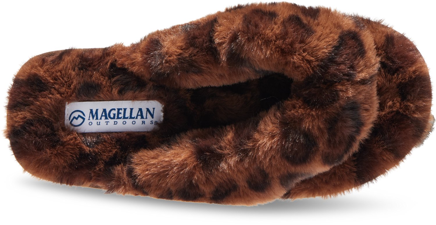 Magellan Outdoors Women's Spa Slippers - view number 3