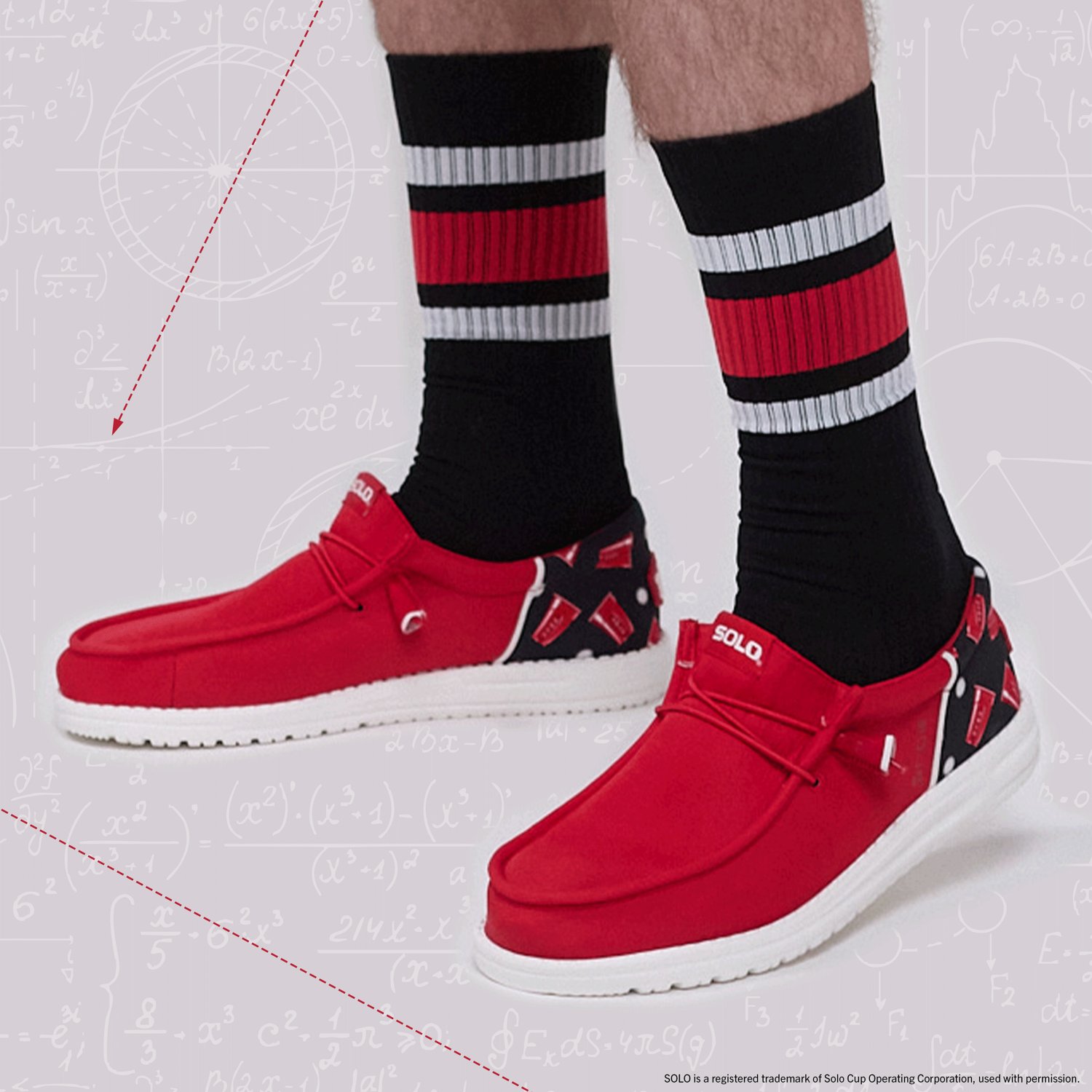 HEYDUDE Men's Wally Solo Cup Shoes                                                                                               - view number 7